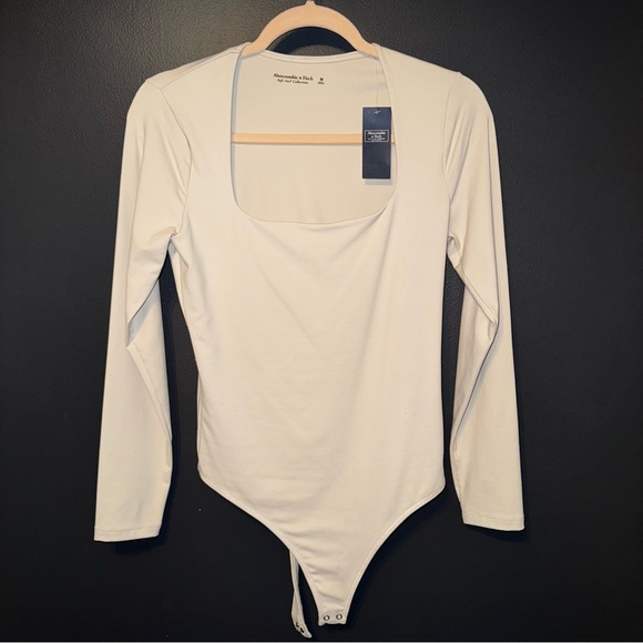 Abercrombie & Fitch Tops - Abercrombie & Fitch Cream Square Neck Bodysuit
